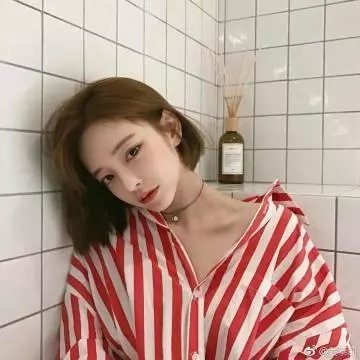 屋顶上的童年时光
